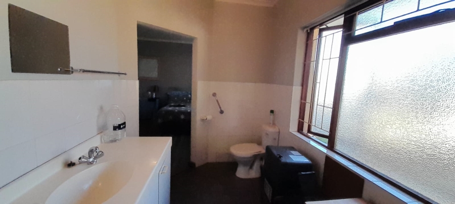 3 Bedroom Property for Sale in Dobson Western Cape